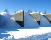 Fenyőkéreg tároló télen